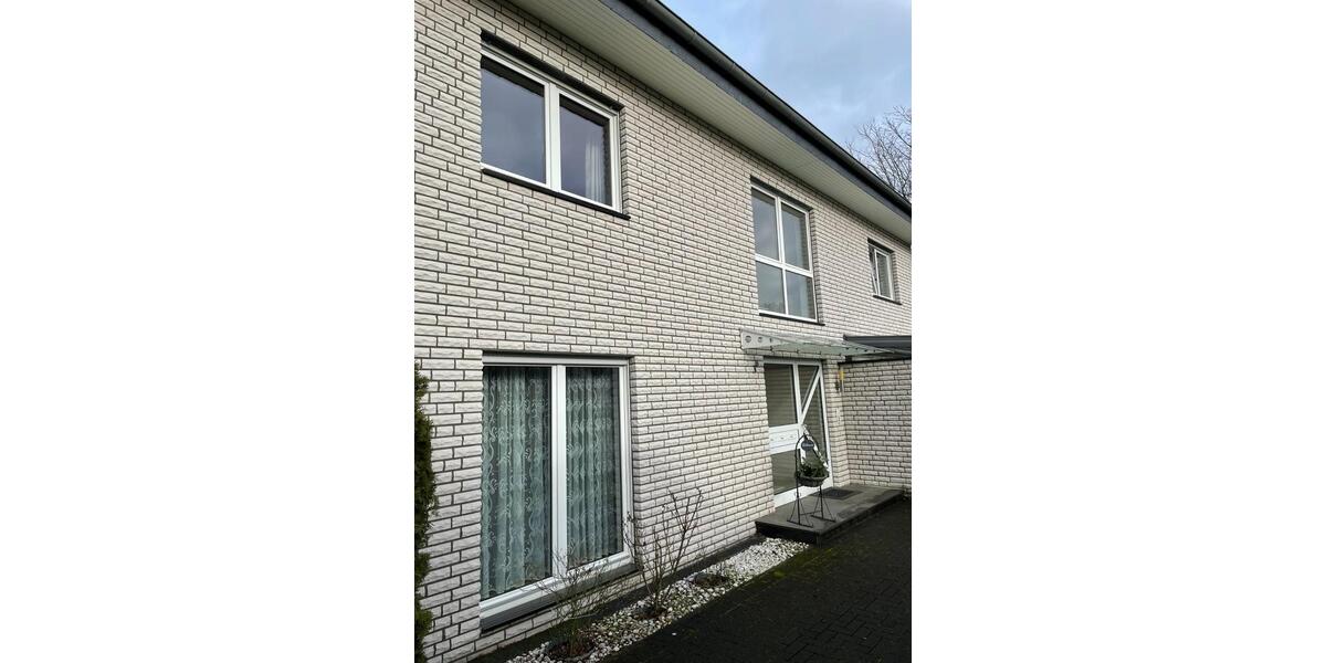 Moderne 4 Zimmer Maisonette-Wohnung in Gütersloh-Avenwedde. 4 zimmer