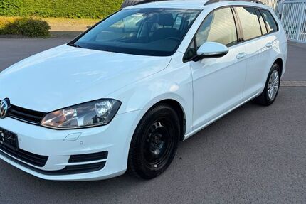 VW Golf 206.000 km 6.890 &euro; Detmold 32758