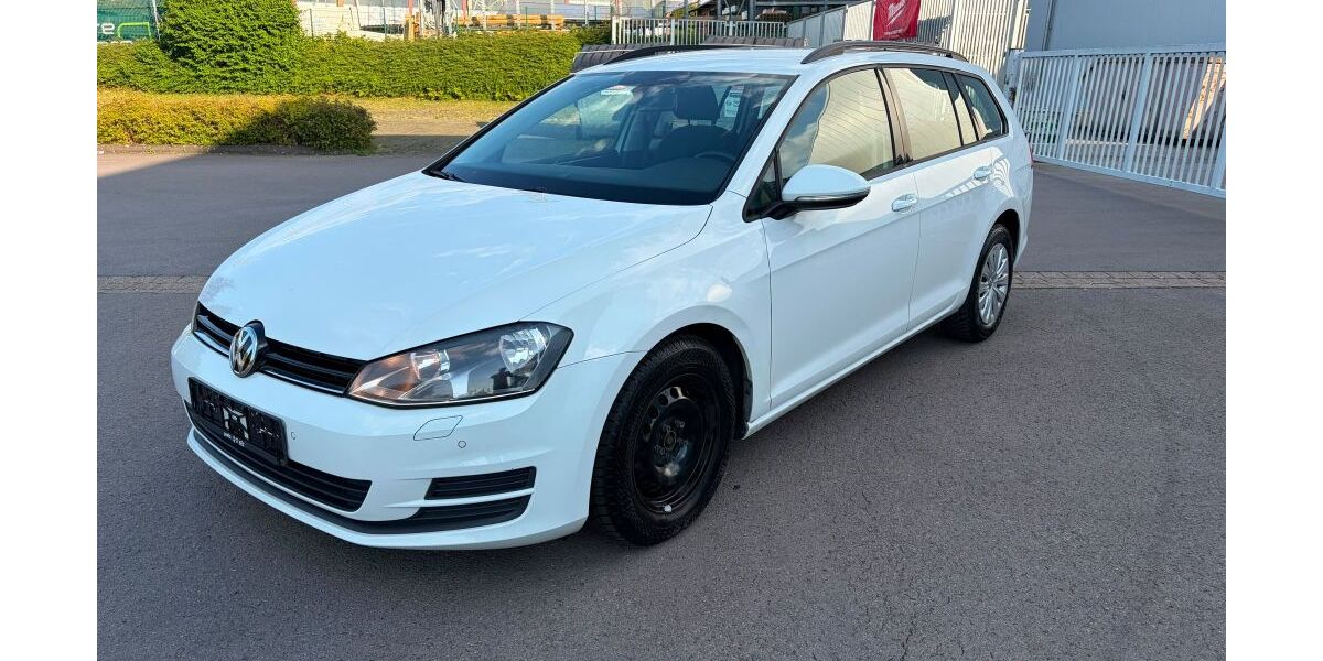 VW Golf 206.000 km 6.890 &euro; Detmold 32758