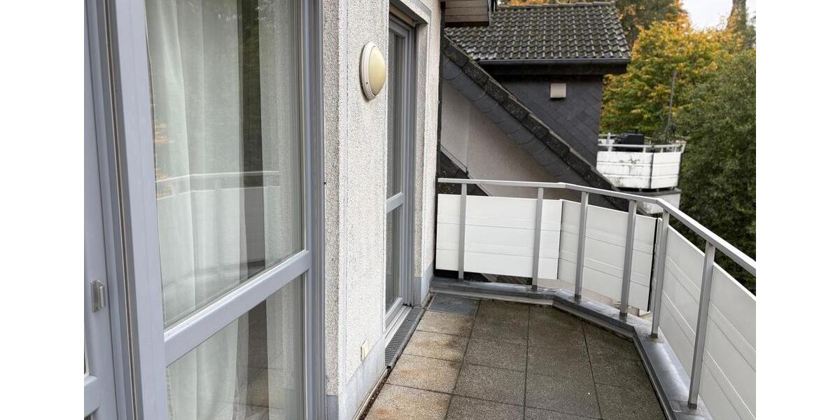 Dachgeschoßwohnung Detmold Hiddesen - 3 Zimmer, 77 m&sup2;, 210.000&euro; | Angebot:27168185