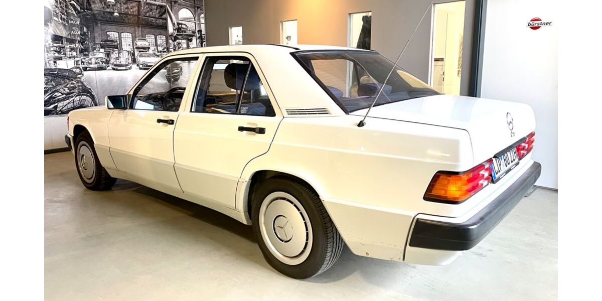Mercedes-Benz 190 91.612 km 16.900 € Oerlinghausen 33813