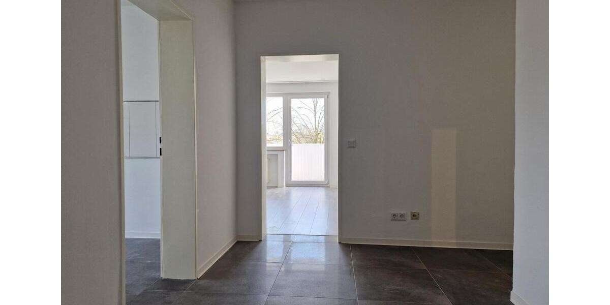 Eigentumswohnung 4ZKB, Balkon und PKW-Stellplatz 4 zimmer