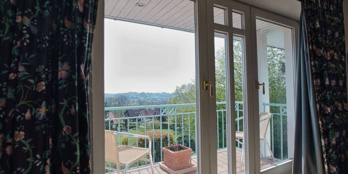 Einfamilienhaus Vlotho - 4 Zimmer, 221 m&sup2;, 575.000&euro; | Angebot:26344634