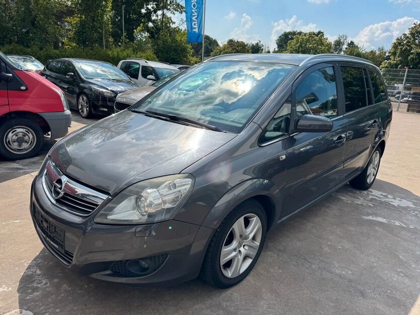 Opel Zafira 225.000 km 1.550 € Detmold 32758