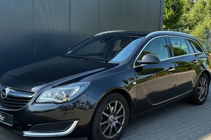 Opel Insignia 243.287 km 6.900 € Bad Salzuflen 32105