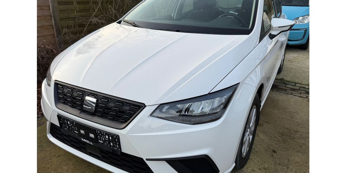 Seat Ibiza 32.000 km 10.800 &euro; Werther 33824