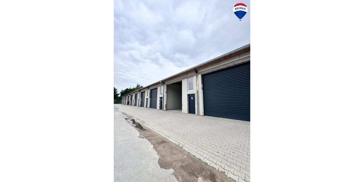 Massive Neubau Lagerhalle in Bielefeld zu vermieten! Top Lage! Hohe Decken und Tore! zimmer