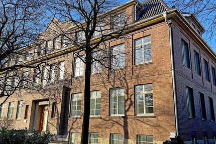 Wohnung Detmold Innenstadt - 2 Zimmer, 68 m&sup2;, 1.100&euro; | Angebot:25051251