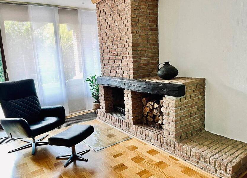 Wohnen in bester Lage - Freistehendes Einfamilienhaus in Halle