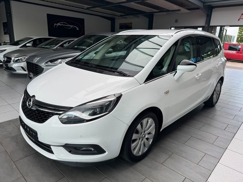 Opel Zafira 177.000 km 7.550 € Detmold 32758