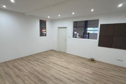 Gewerbeobjekt Bielefeld Sennestadt - 3&euro; | Angebot:26178462