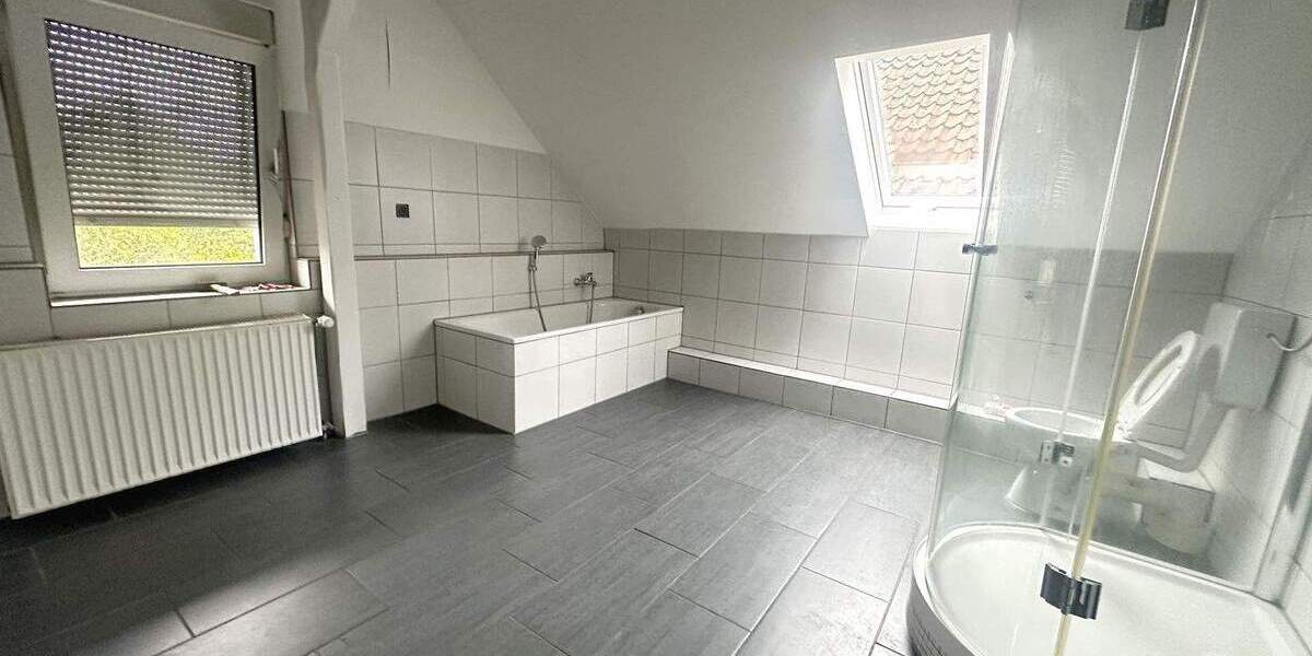 Einfamilienhaus Bad Salzuflen Schötmar - 9 Zimmer, 165 m&sup2;, 329.000&euro; | Angebot:24452354