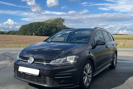 VW Golf 121.000 km 15.900 &euro; Melle 49328