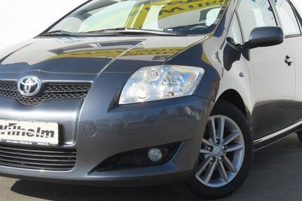 Toyota Auris 119.500 km 6.990 &euro; Hüllhorst 32609