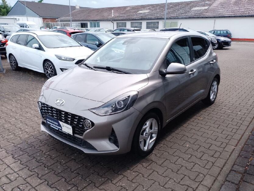 Hyundai i10 54.084 km 11.985 € Rheda-Wiedenbrück 33378