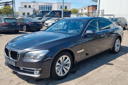 BMW 750 276.330 km 11.900 &euro; Oerlinghausen 33813