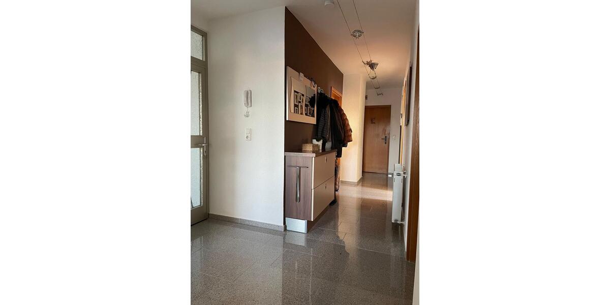 Etagenwohnung Herford - 4 Zimmer, 120 m&sup2;, 960&euro; | Angebot:26397826