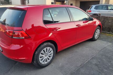VW Golf 67.500 km 14.990 &euro; Bad Salzuflen 32107