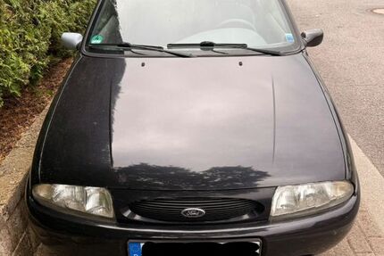 Ford Fiesta 134.851 km 550 &euro; Löhne 32584