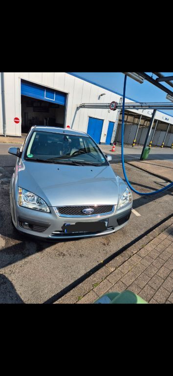 Ford Focus 138.100 km 2.800 € Hövelhof 33161