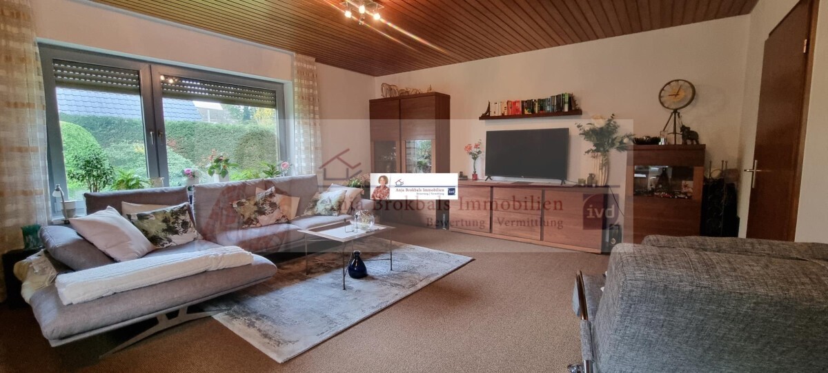 33330 Gütersloh: Großes Haus für 1-2 FamilienGenerationen - provisionsfrei für Käufer 7 zimmer