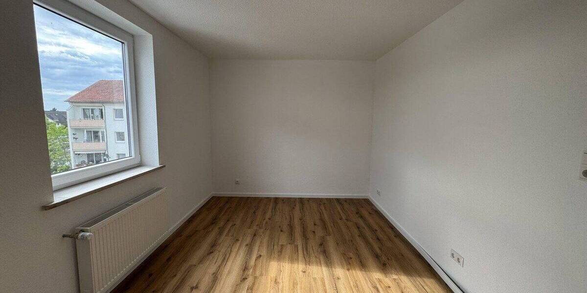 Etagenwohnung Bünde - 4 Zimmer, 81 m&sup2;, 870&euro; | Angebot:26915853