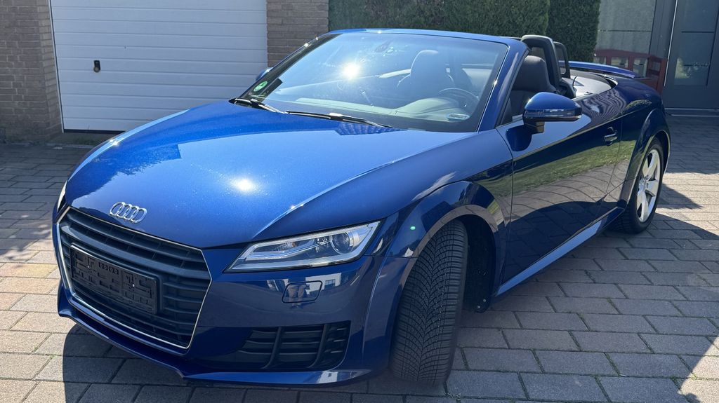 Audi TT 82.000 km 22.587 &euro; Schloß Holte-Stukenbrock 33758