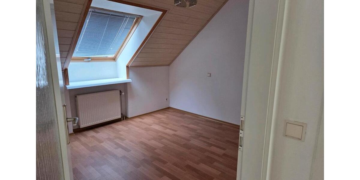 3-Zimmer Wohnung 1.OG ab 01.03.26 3 zimmer