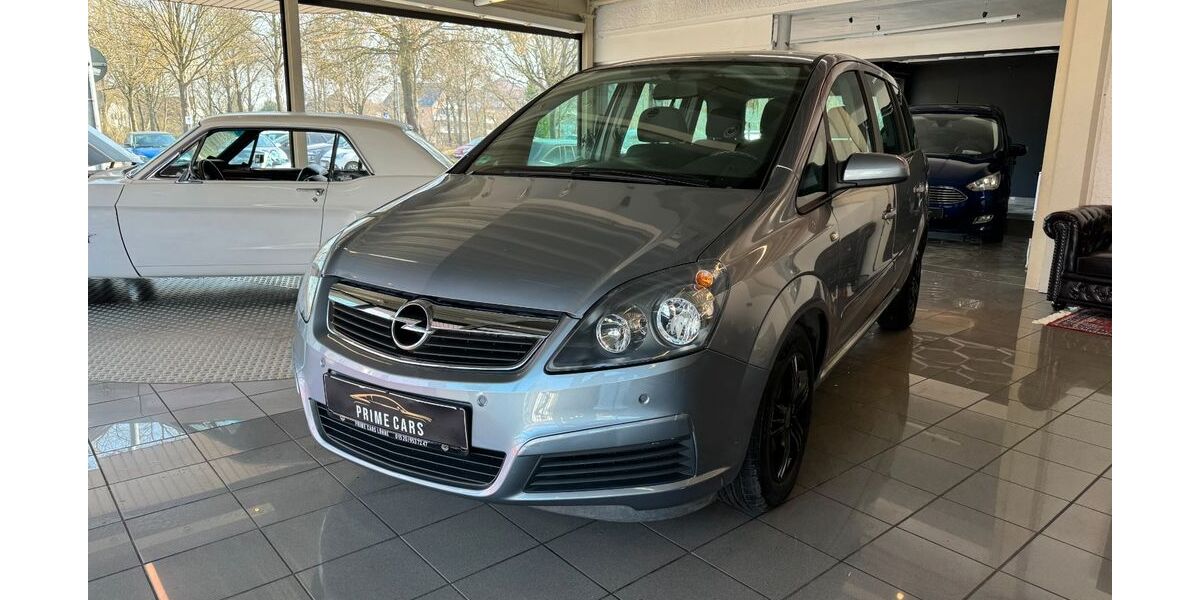 Opel Zafira 131.375 km 3.749 &euro; Löhne 32584