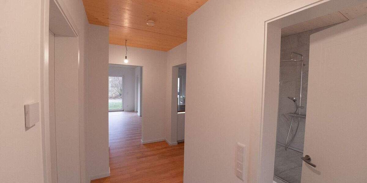 Doppelhaushälfte Leopoldshöhe Bexterhagen - 7 Zimmer, 179 m&sup2;, 540.000&euro; | Angebot:25776617