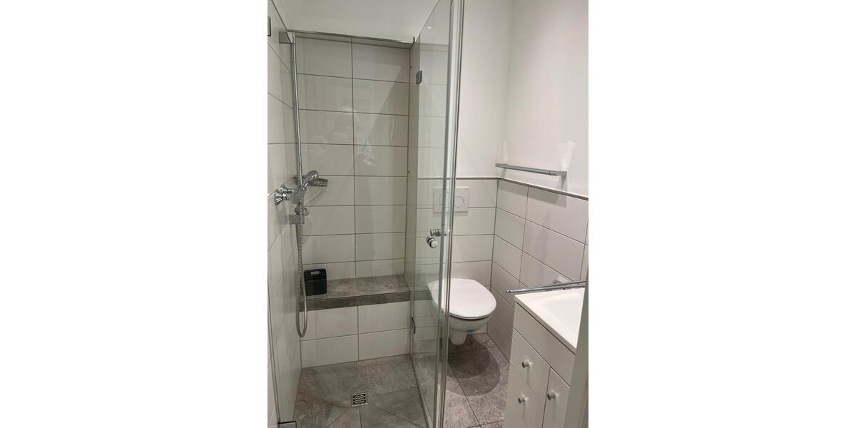 Erdgeschoßwohnung Halle - 1 Zimmer, 38 m&sup2;, 400&euro; | Angebot:26414524