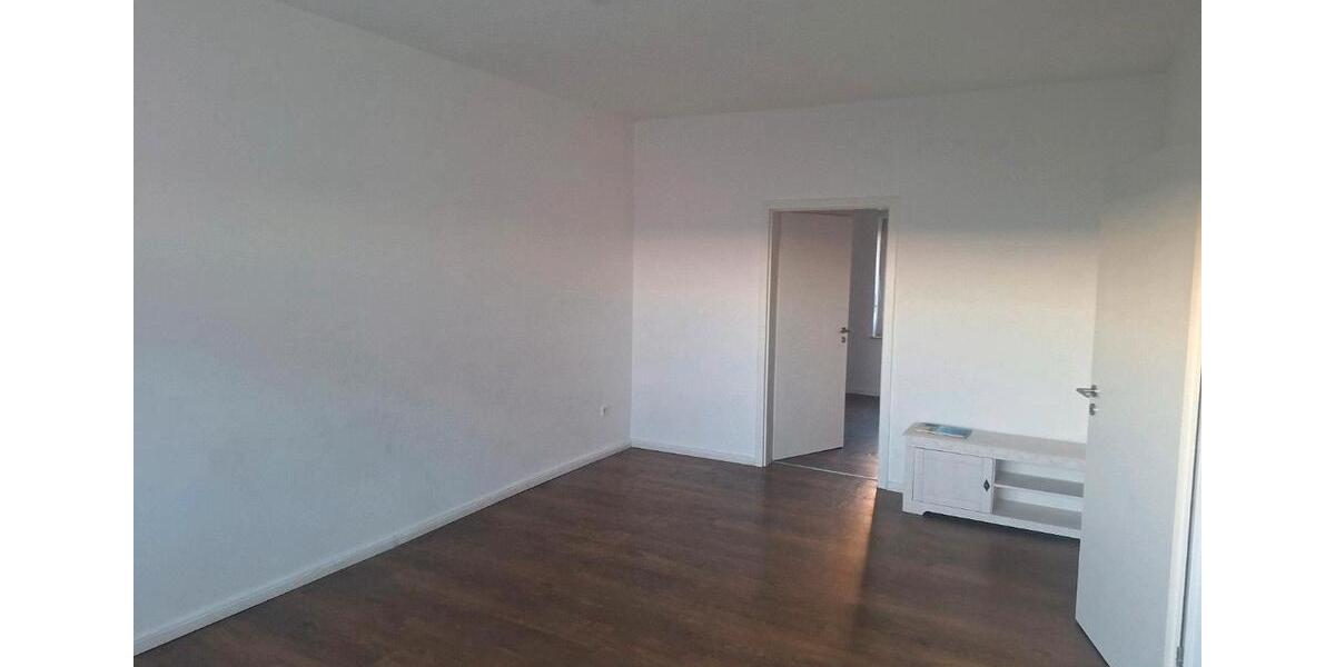 Erdgeschoßwohnung Hiddenhausen - 3 Zimmer, 83 m&sup2;, 750&euro; | Angebot:26414776