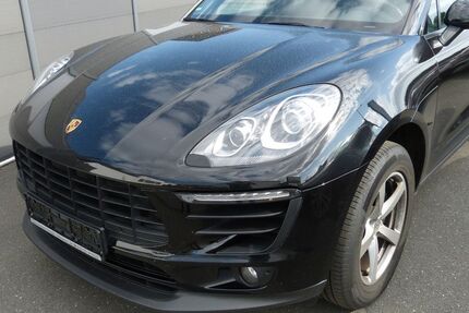 Porsche Macan 303.400 km 22.900 &euro; Bünde 32257