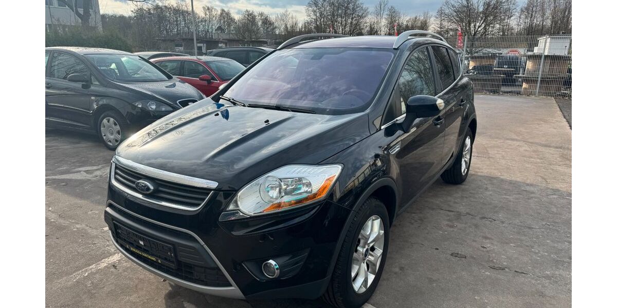 Ford Kuga 216.000 km 6.450 &euro; Detmold 32758