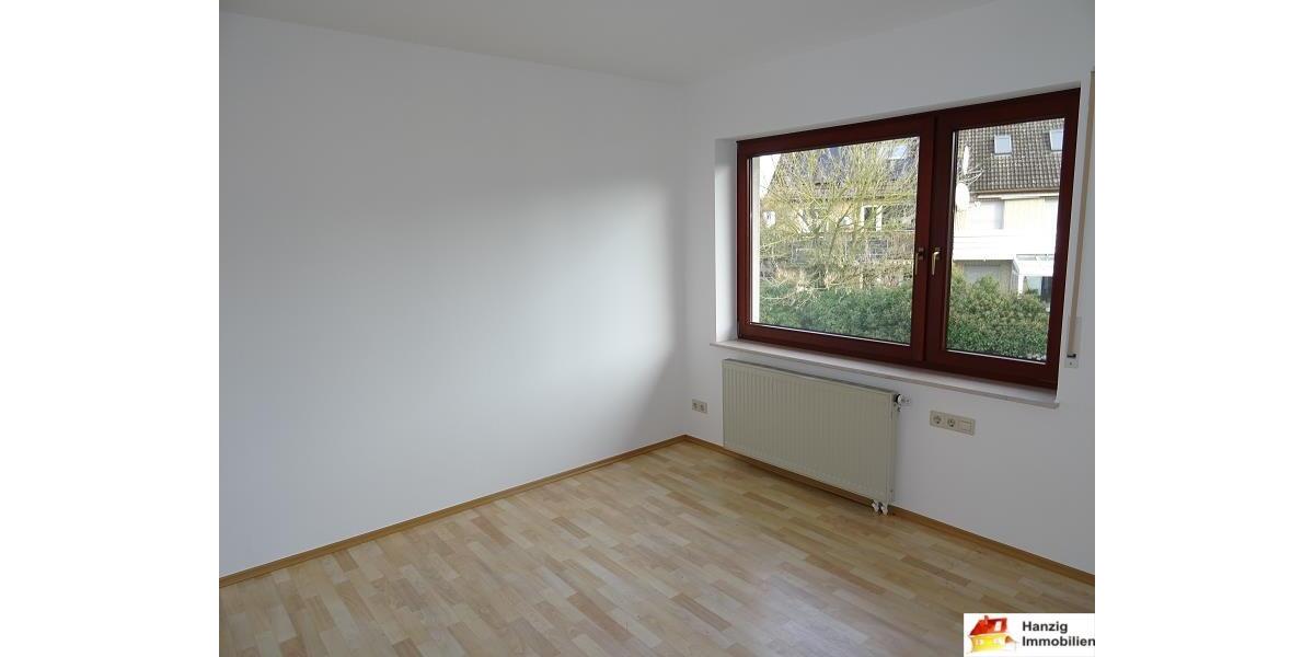 Renoviertes Reihenendhaus mit Garage in Bielefeld Sennestadt, Heideblümchen! 6 zimmer