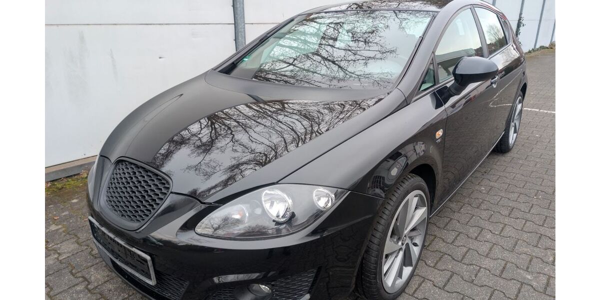 Seat Leon 117.397 km 4.999 &euro; Detmold 32758