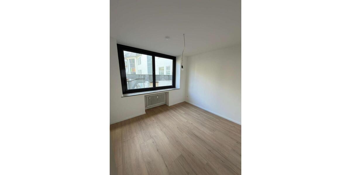 Etagenwohnung Bielefeld - 5 Zimmer, 122 m&sup2;, 1.520&euro; | Angebot:26099695