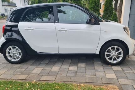 Smart ForFour 56.600 km 12.999 € Paderborn 33102
