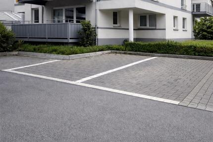 Garagen / Stellplätze Bad Salzuflen Ehrsen-Breden - 35&euro; | Angebot:25255655