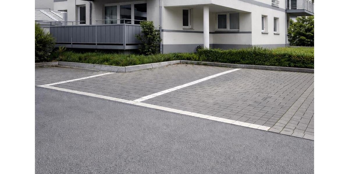 Garagen / Stellplätze Bad Salzuflen Ehrsen-Breden - 35&euro; | Angebot:25255655