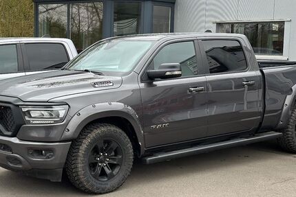 Dodge RAM 44.000 km 53.900 &euro; Herford 32051