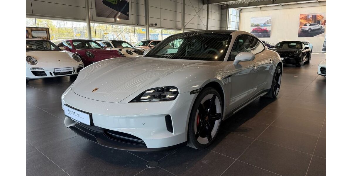 Porsche Taycan 4.967 km 128.800 &euro; Bielefeld 33719