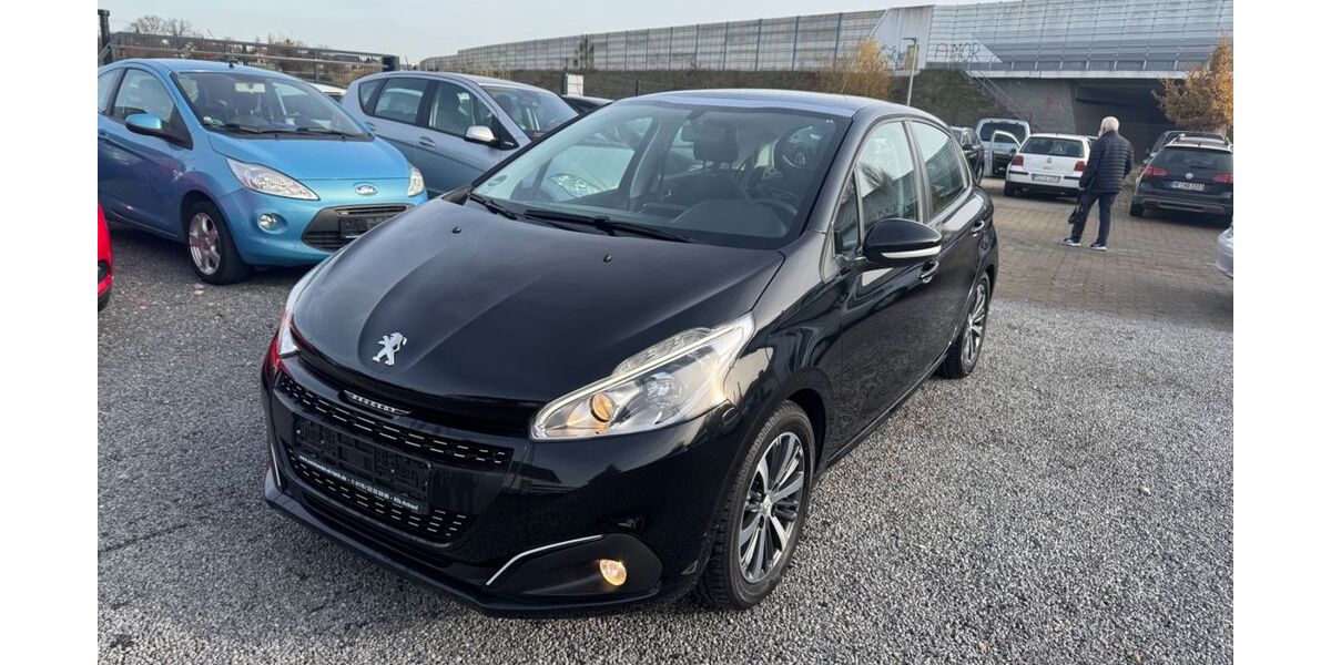 Peugeot 208 98.000 km 6.999 &euro; Löhne Mennighüffen 32584