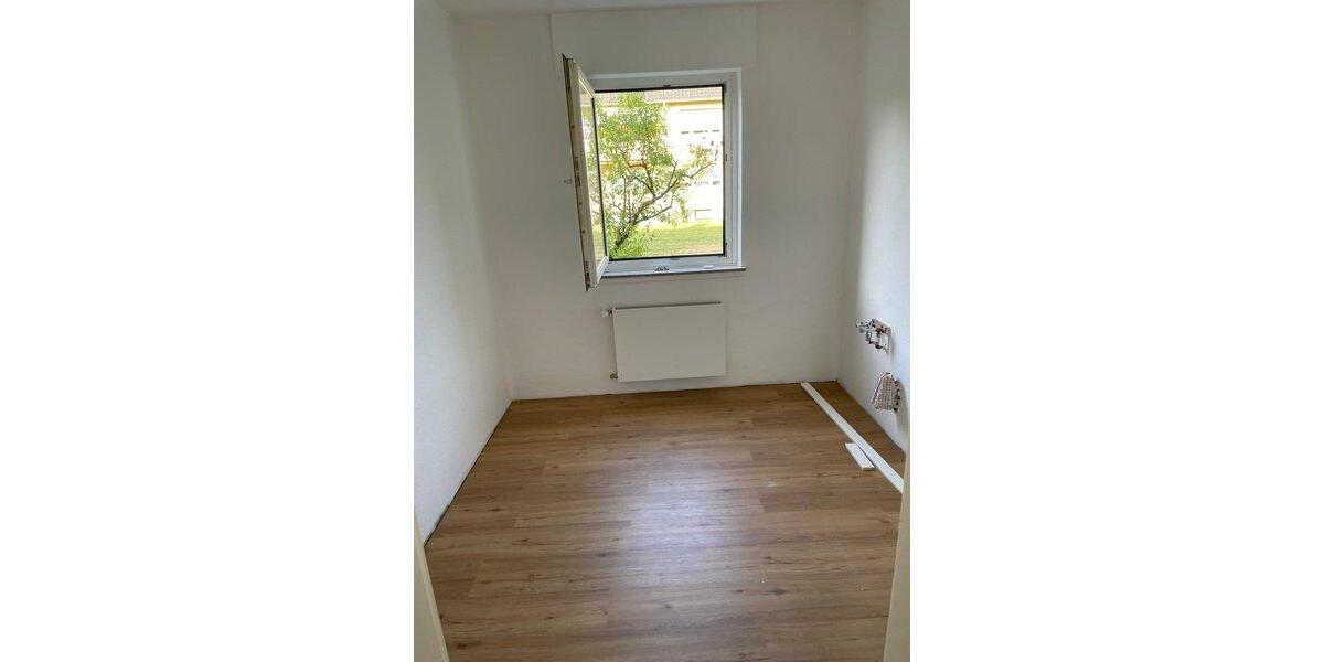 Hochparterre Gütersloh Isselhorst - 3 Zimmer, 69 m&sup2;, 715&euro; | Angebot:26347749