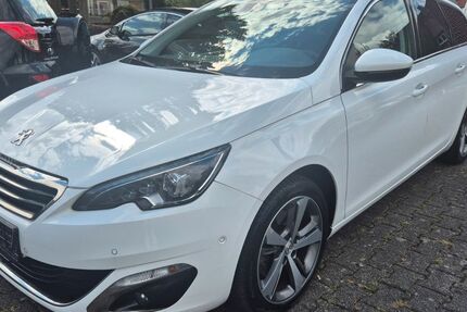 Peugeot 308 232.000 km 6.200 € Detmold 32756