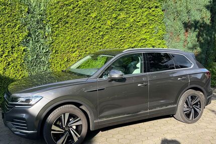 VW Touareg 64.800 km 46.800 € Bünde 32257