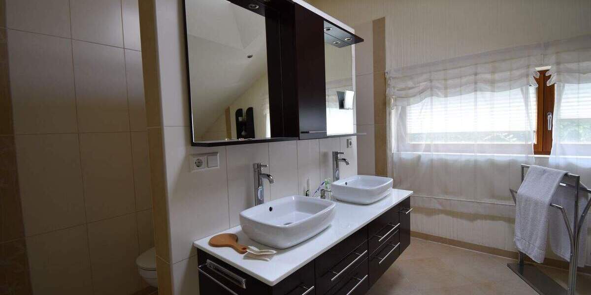 Einfamilienhaus Versmold - 4 Zimmer, 190 m&sup2;, 649.000&euro; | Angebot:25708849