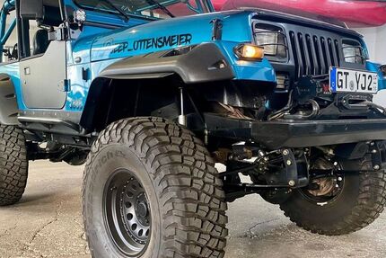 Jeep Wrangler 182.000 km 28.950 € Bielefeld 33649