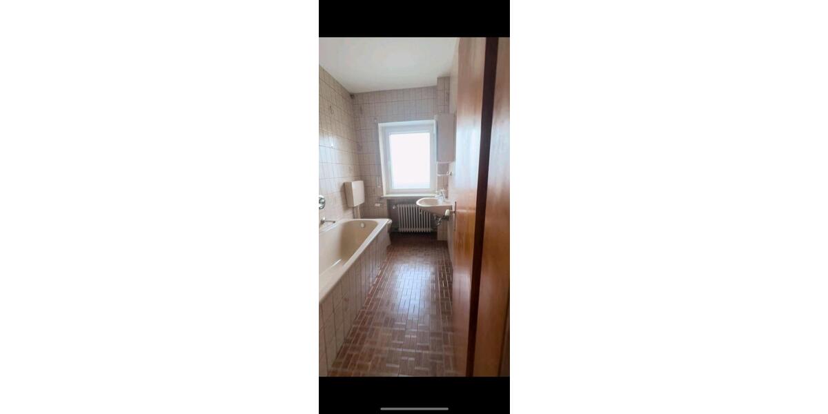 Etagenwohnung Bielefeld Heepen - 4 Zimmer, 75 m&sup2;, 600&euro; | Angebot:26225023