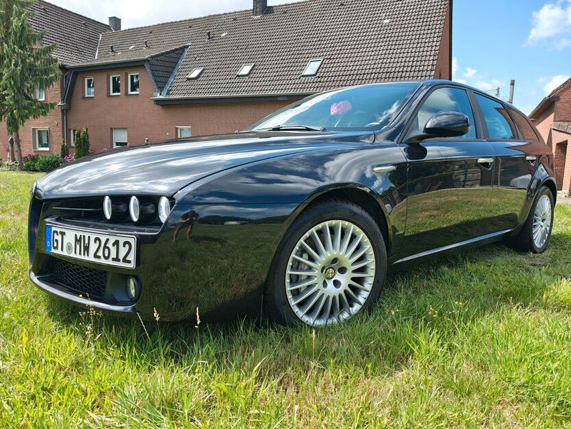 Alfa Romeo 159 169.130 km 6.299 € Rietberg 33397